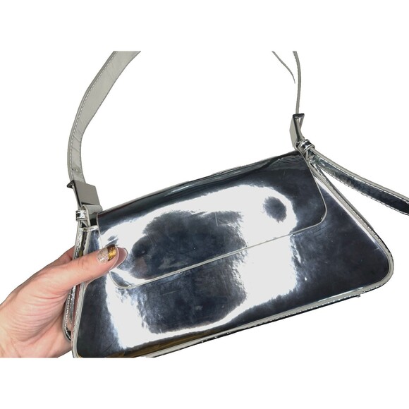 Zara Metallic Silver Mirror Minimal Flap Shoulder Bag Purse Winter Y2k Style - Picture 2 of 8